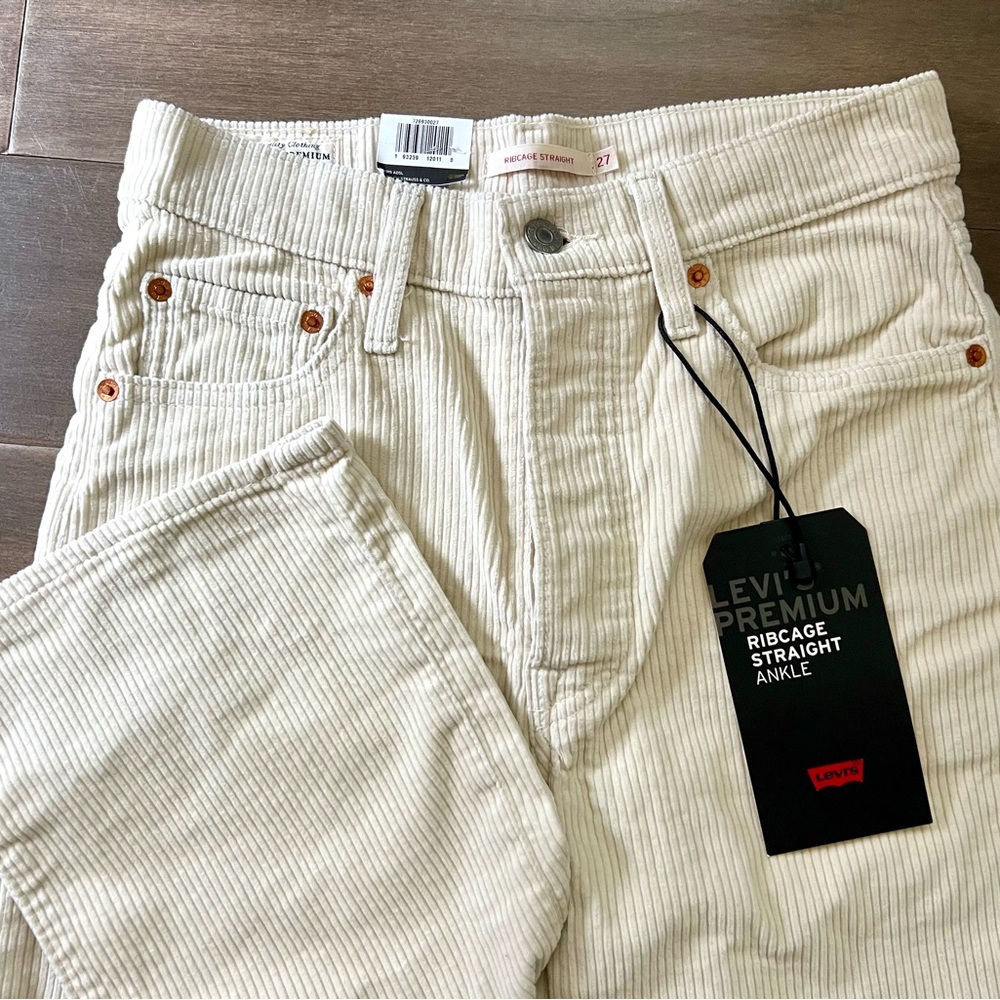 Levi’s Premium Ribcage Straight Ankle Corduroy Pants 27 Women’s cream white